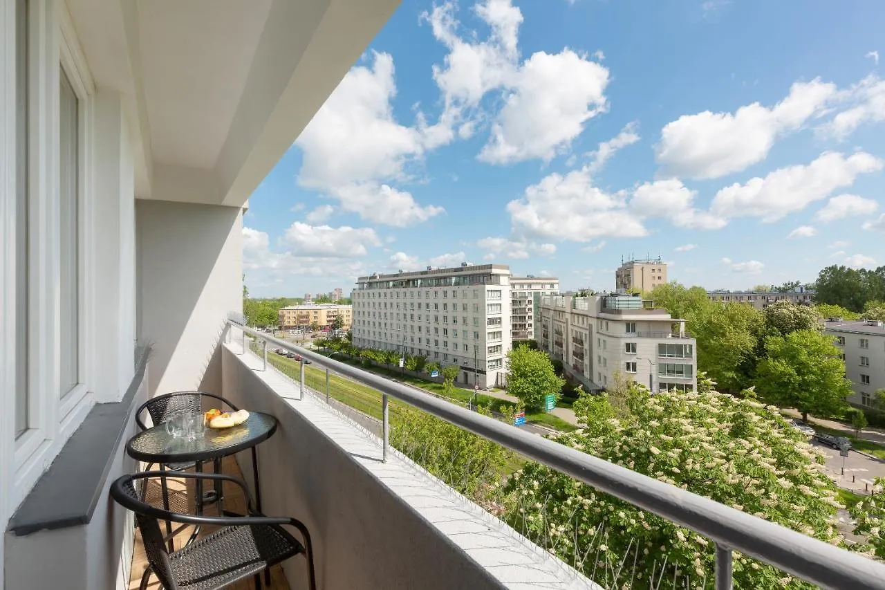 Metro Marymont Apartment By Noclegi Renters Varşova